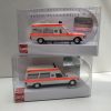 Busch H0 Mercedes vf 123 kw ambulance holland 1977 522001 - Afbeelding 3