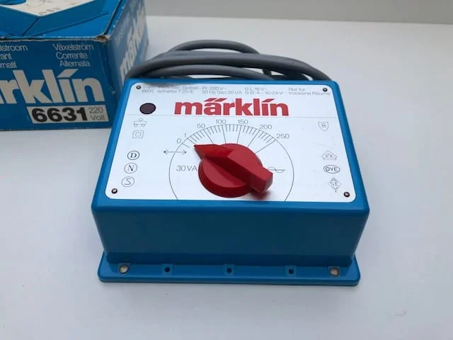 Marklin 6631 transformator 30va blauw - Afbeelding 2