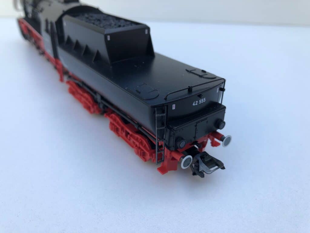 Marklin 39043 BR 42 stoomlocomotief met kuiptender en rook