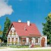Faller N Vakwerkhuis met garage 232215