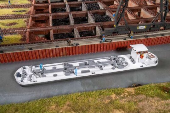 Faller H0 Tankschip 131017