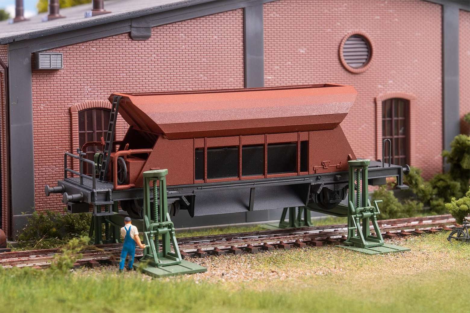Faller H0 Goederenwagen op Spindelkrikken 120323