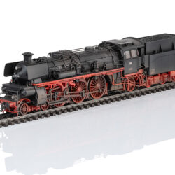 Marklin Sneltreinstoomlocomotief 18 323 met kolentender 38327